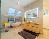 Wellness-Bad mit Skylight - 