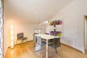 Helles Büro mit Raumfluss - 