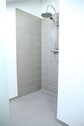 Moderne Dusche mit Komfort - 