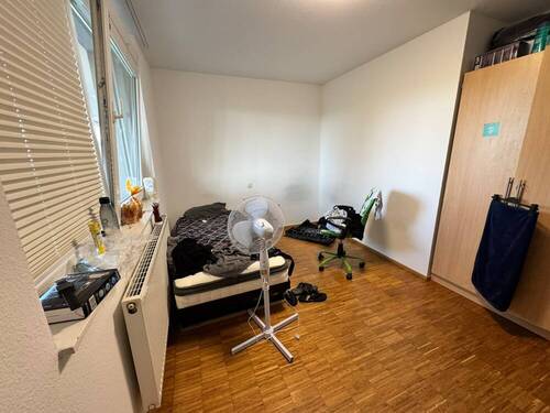 PHOTO-2026-08-23-17-31-42 - 1- Zimmer mit 13,00 m&sup2; in Freiburg im Breisgau zur Miete