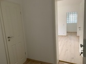 1OG_Eingang und Tür z. Gä.-WC - 3- Zimmerwohnung zur Miete in Mainhausen