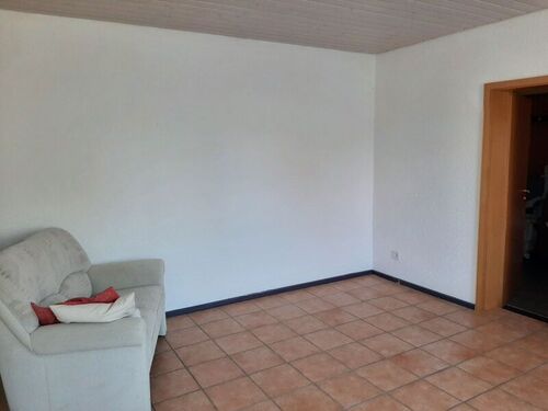 012 - 8 Zimmer Einfamilienhaus in Nordstemmen