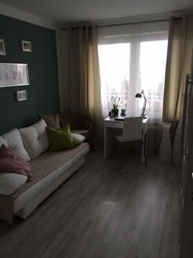 8 - 3- Zimmerwohnung in Stuttgart