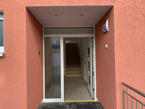 Eingang 2 - 3 Zimmer Einfamilienhaus zur Miete in Gefrees
