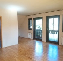 Geschmackvolle Wohnung mit vier Zimmern sowie Balkon und Einbauküche in Roggentin