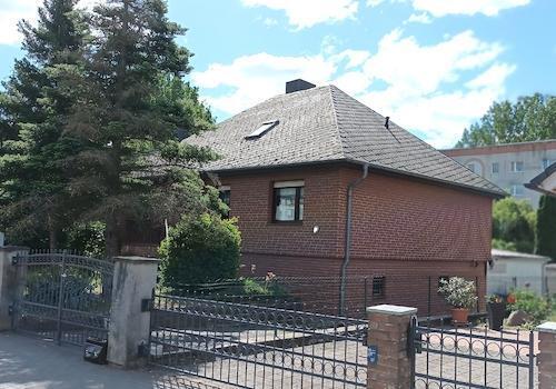 Straßenansicht - Solides Einfamilienhaus in Wolmirstedt mit universellem Entwicklungs-Potential
