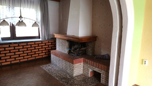 EG Wohnzimmer mit Kamin - 