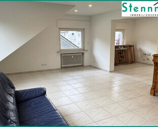 ERSTBEZUG NACH MODERNISIERUNG: HELLE 3-ZIMMER-WOHNUNG IM 2-FAM.-HAUS IN GUTER WOHNLAGE VON RADEVORMWALD