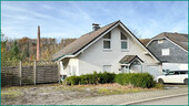 ... sowie weitere Pkw-Stellplätze neben dem Haus - Einfamilienhaus mit 161,34 m&sup2; in Radevormwald zum Kaufen