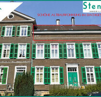 AUS ZWEI MACH 1: PROVISIONSFREIE 3 ZIMMER-ALTBAUWOHNUNG MIT VIEL PLATZ IM DENKMAL VON VOGELSMÜHLERAD - Radevormwald Dahlerau