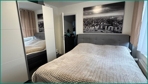 Schlafzimmer mit... - 