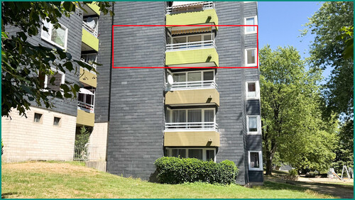 Südseite des Hauses mit Balkon - 