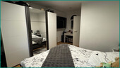 ...Platz für einen großen Kleiderschrank - 