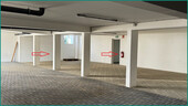 Blick in die Tiefgarage mit Hausfluranbindung - 