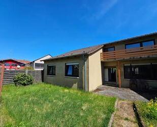 ObjNr:19684 - Freistehendes Einfamilienhaus mit Vor- und Rückgarten sowie Garage und Stellplatz - Eisenberg (Pfalz)