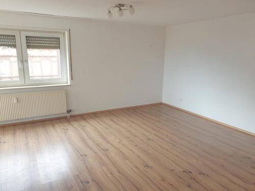 Foto - ObjNr:18454 - Gepflegte, helle 2, 5-Zimmer ETW mit Balkon, zentral in Ludwigshafen