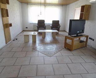 ObjNr:18697 - Gepflegtes, großes 2 Familienhaus in Rülzheim