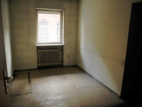 Bilder vor Sanierung - ObjNr:17530 - Teivermietetes Wohn-Geschäftshaus in Elmstein