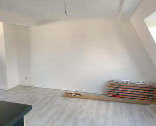 ObjNr:18661 - Sanierte 4-Zimmer ETW mit Balkon mit Blick über Ludwigshafen - Ludwigshafen am Rhein