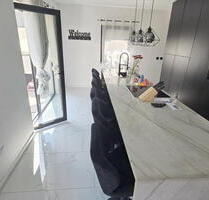 ObjNr:19238 - Zweifamilienhaus, teilweise saniert, in ruhiger Ortsrandlage von WO-Heppenheim - Worms