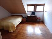 Foto - 8 Zimmer Zweifamilienhaus zum Kaufen in Lug