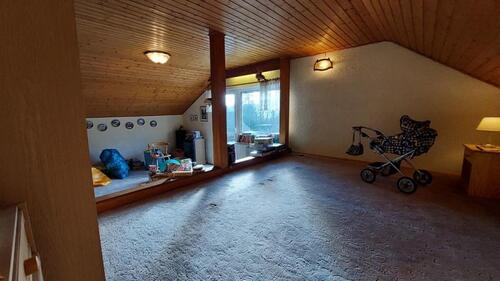 Foto - 6 Zimmer Einfamilienhaus zum Kaufen in Eisenberg (Pfalz)