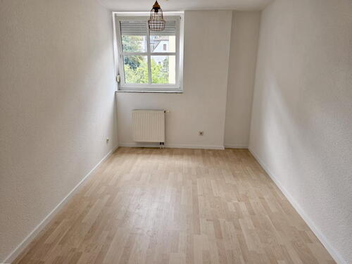 Foto - ObjNr:19300 - Wohnung in Lu-Friesenheim mit schönem Balkon OHNE RENOVIERUNGSSTAU