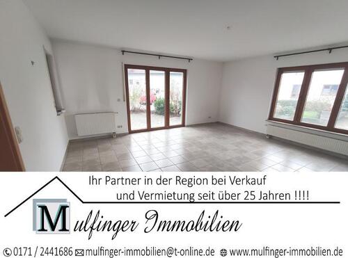 Titelbild - 4 Zi. Wohnung im EG mit Garten und Terrasse