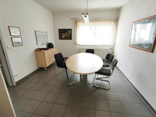 Besprechungszimmer / Büro 3 Bild 1 - 