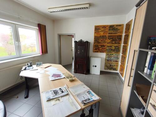 Chef 2 / Büro 1 Bild 3 - 