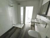 Bad mit Dusche und Waschmaschinenanschluss Bild 3 - 