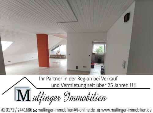 Titelbild - 3- Zi. DG Wohnung mit 2 Balkonen und Garage