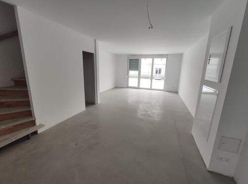 Wohnen / Essen mit offener Küche Bild 1 - 