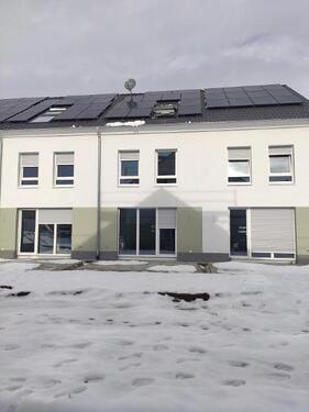 Außenansicht (Rückseite) - 5 Zimmer Einfamilienhaus zur Miete in Roth OT