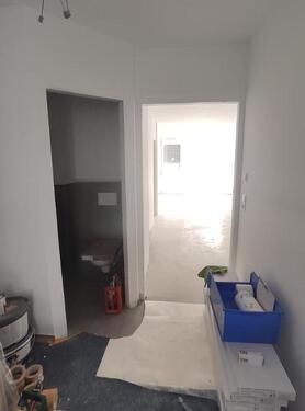 Eingangsbereich / Garderobe Bild 1 - 5 Zimmer Einfamilienhaus in Roth OT