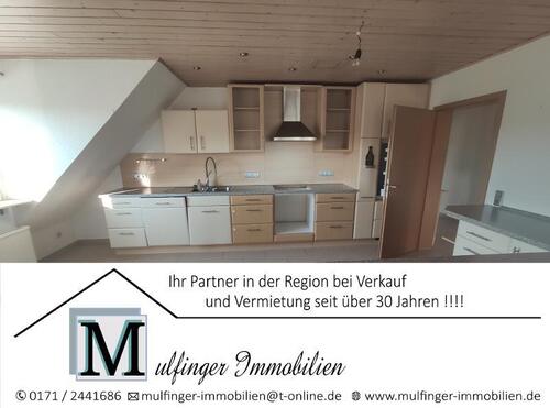 TITELBILD - Große Maisonette mit Klimaanlagen (aktuell in 2 Wohnungen unterteilt) mit 2 Balkonen, 2 Einbauküchen und 2 Stellplätzen