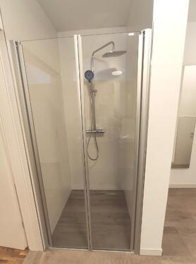 EG: Bad mit Dusche und Oberlicht Bild 5 - 