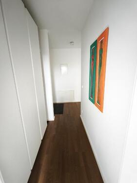 Garderobe (mit Einbauschrank) Bild 2 - 