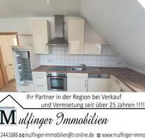 3 Zi. Wohnung im DG (1.OG) mit Balkon und Carport - Pommersfelden