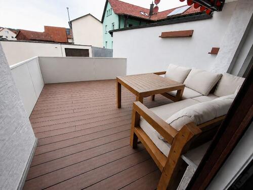 Terrasse mit Zugang zum Garten Bild 3 - 