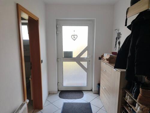 Windfang Bild - 5 Zimmer Einfamilienhaus zur Miete in Höchstadt OT