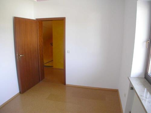 Kind 2 / Arbeitszimmer Bild 2 - 