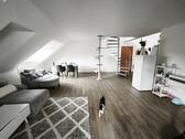 Diele mit Zugang zu Wohn- /Essbereich Bild 5 - 