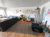 Wohnzimmer mit Zugang zur Terrasse Bild 1 - 
