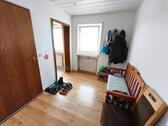 Garderobe / Diele Bild 1 - 3 Zimmer Etagenwohnung zum Kaufen in Hessdorf