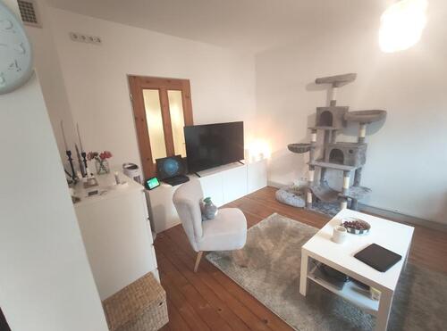 Wohn- /Esszimmer mit offener Küche Bild 7 - 