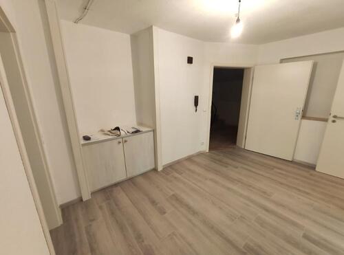 Vorraum Bild 3 - Etagenwohnung mit 77,78 m&sup2; in Weisendorf zur Miete