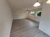 Wohnzimmer mit Zugang zur Terrasse Bild 4 - 