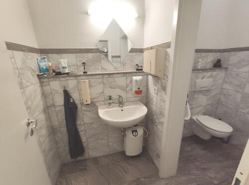 Toilette Bild 2 - 