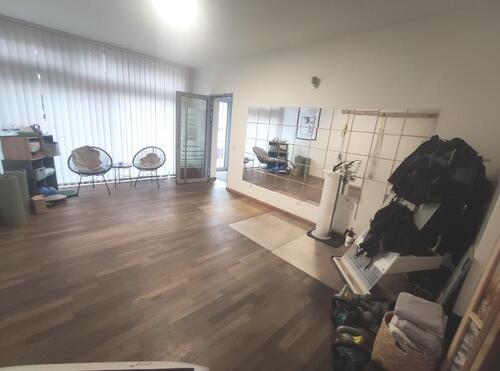 Fitnessraum mit Sportfläche Bild 4 - 